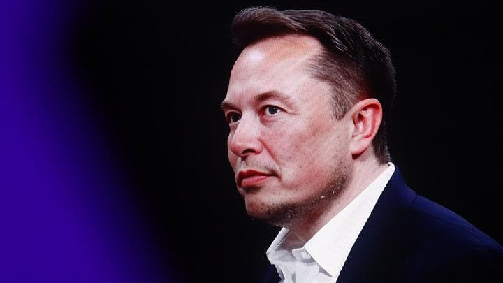 Elon Musk Puji Grok dan Sindir Chatbot AI Pesaing