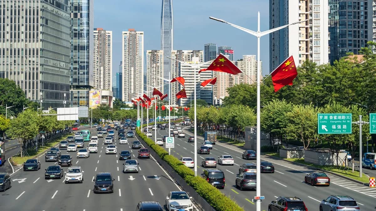 China Targetkan 12 Juta Lapangan Kerja Urban 2026 dengan AI