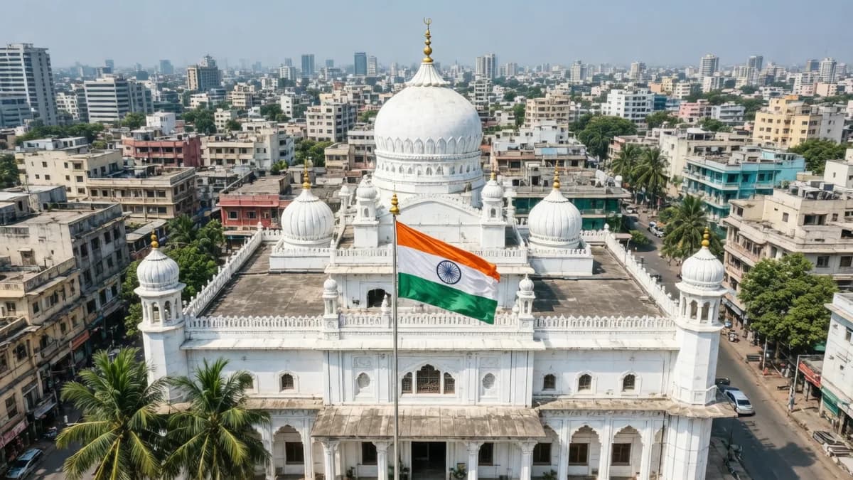 Indian flag and mosque: Pendanaan Startup India Melonjak 110 Persen pada Februari