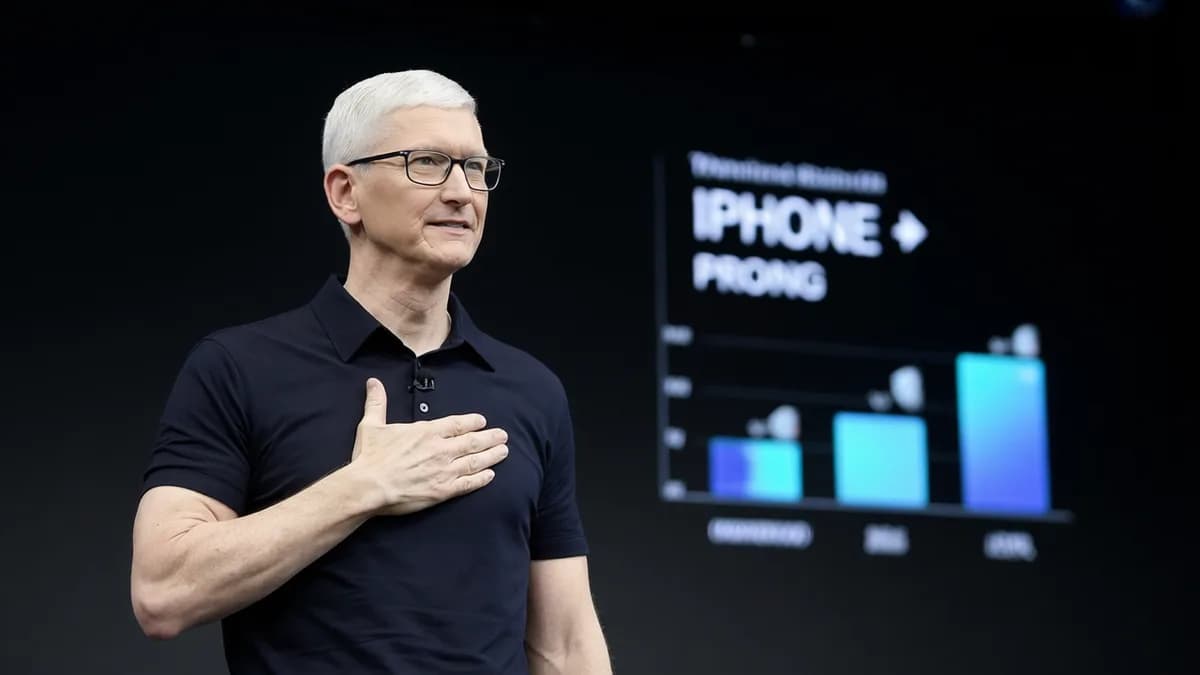 Tim Cook speaking: Tim Cook Akui Kenaikan Harga iPhone Tak Terelakkan